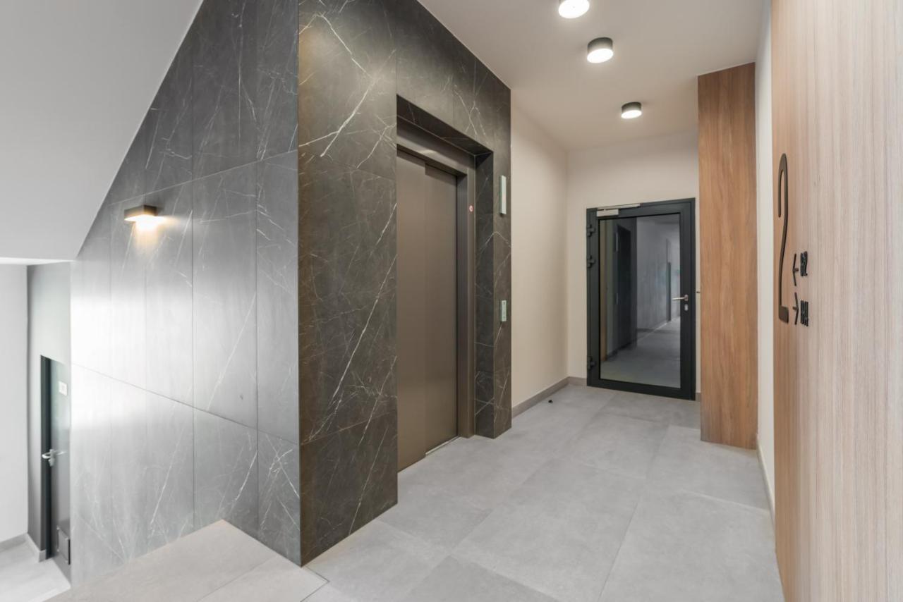 Old Town Apartments Podgorze By Noclegi Renters Posen Exterior foto